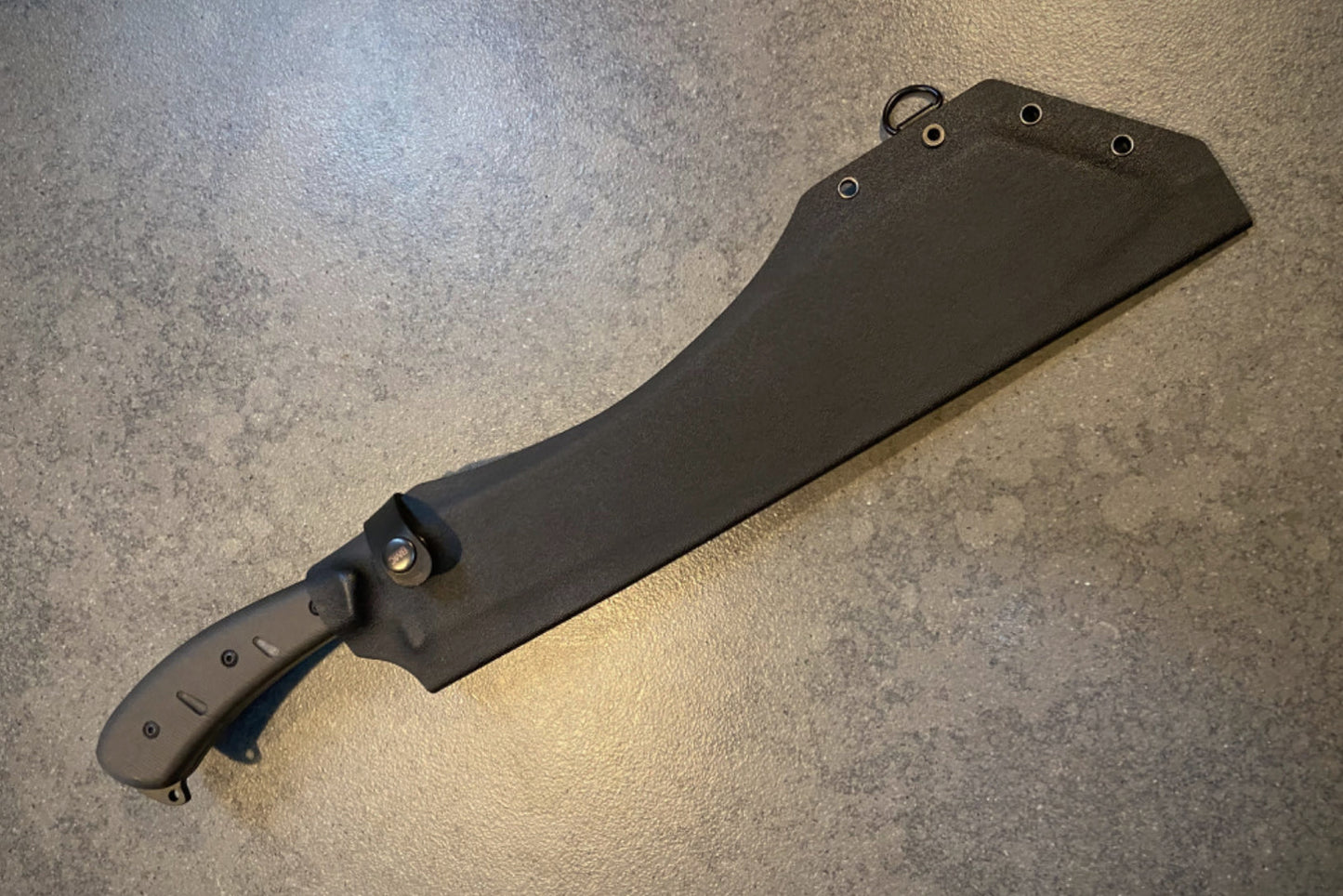 BMC Chopra Machete Black kydex sheath